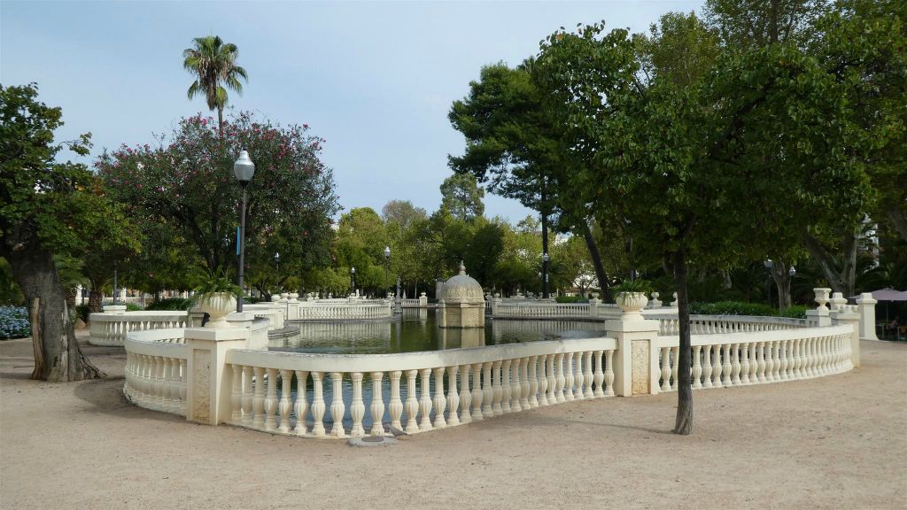 CASTELLÓN DE LA PLANA - een vijver in het Ribalta park
