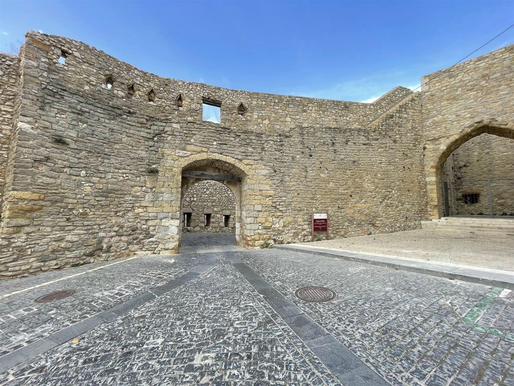 MORELLA - de stadspoort L' Estudio