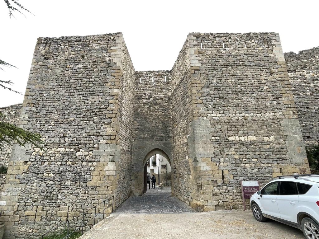 MORELLA - de La Nevera stadspoort