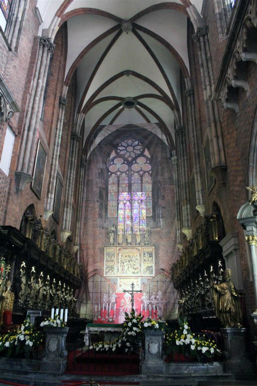 WROCLAW - binnen in de kathedraal van St. Johannes de Doper