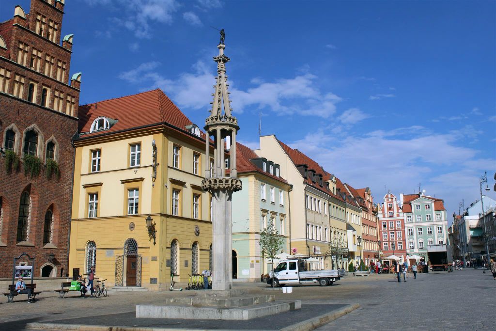 WROCLAW - een replica van een schandpaal
