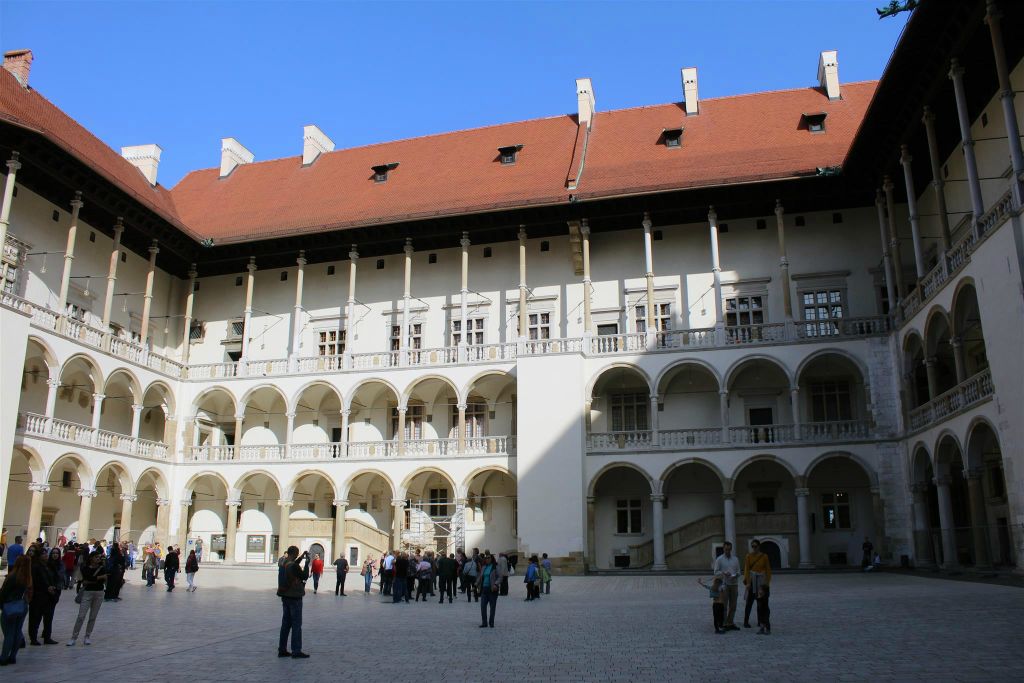KRAKAU - het koninklijk kasteel van Wavel