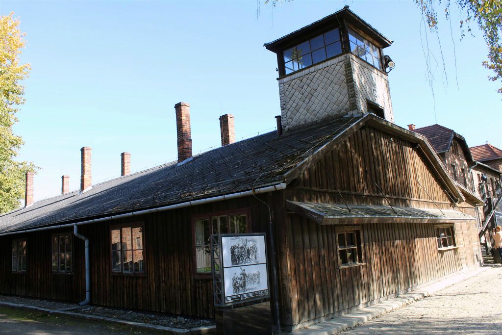 AUSCHWITZ - het hoofdgebouw van de bewakers en administratie van Auschwitz I