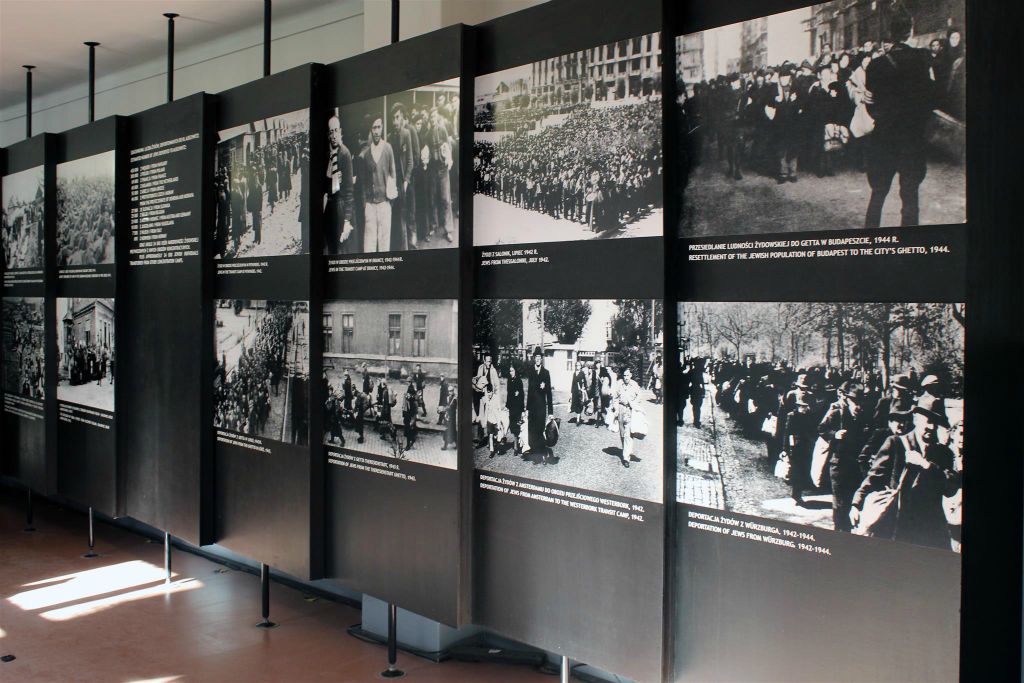 AUSCHWITZ - enkele foto's in een museum van Auschwitz I