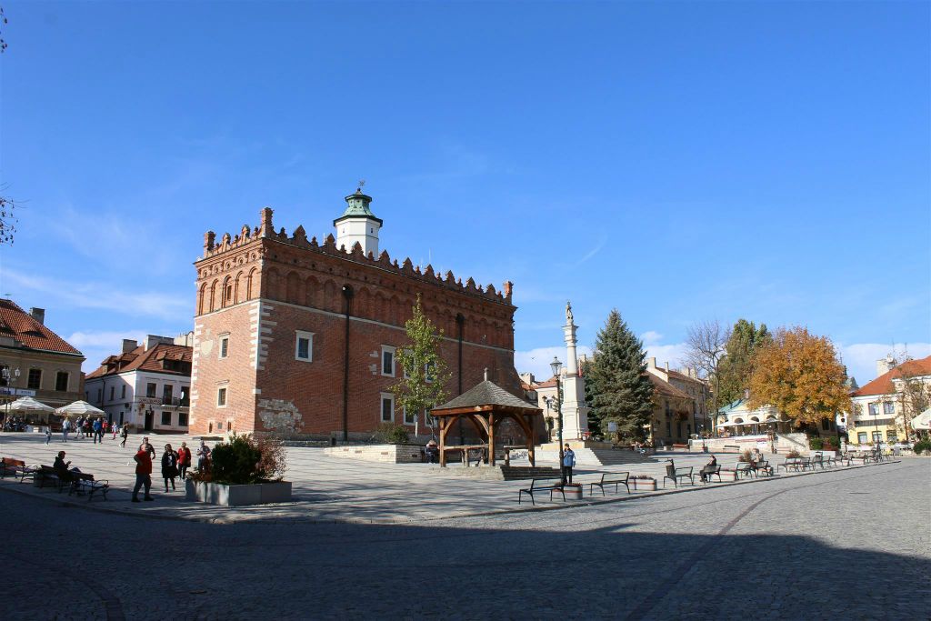 SANDOMIERZ - het marktplein