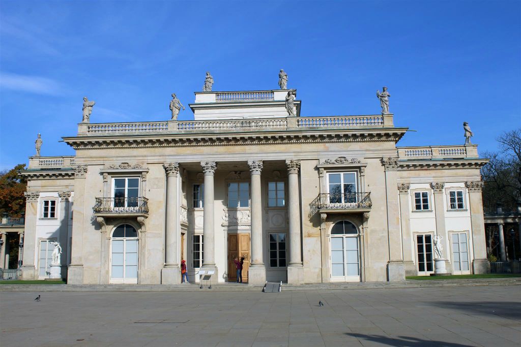 WARSCHAU - het Łazienki-paleis in het Łazienki park
