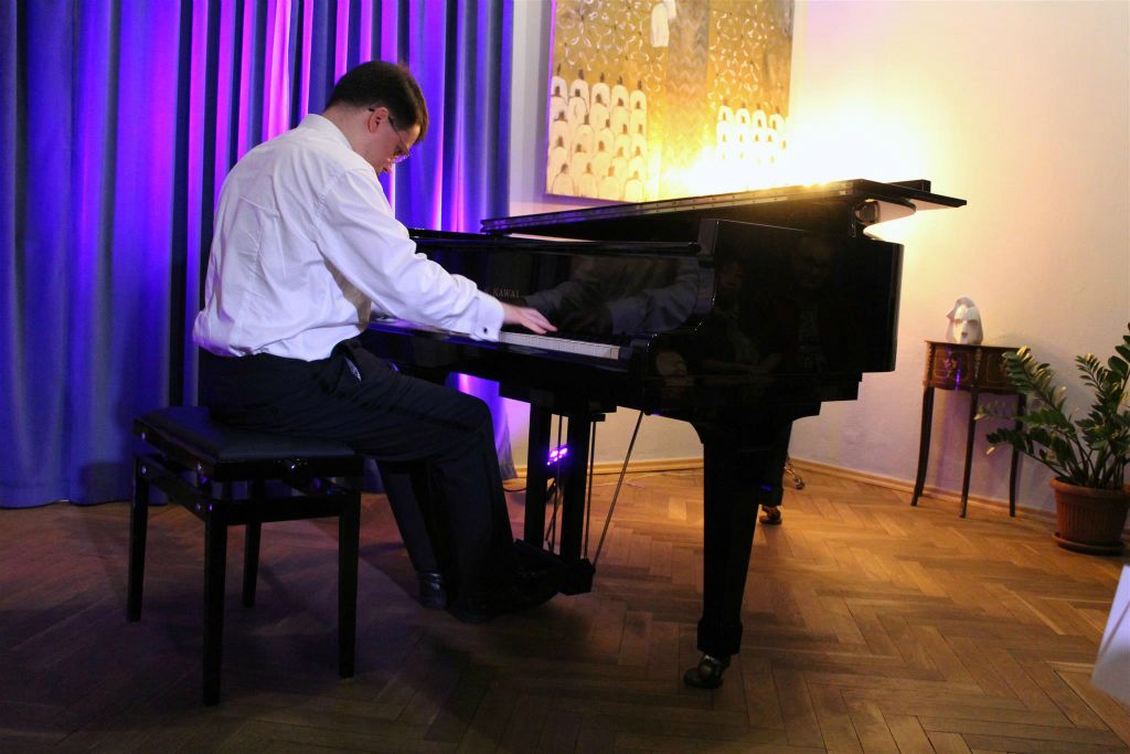 WARSCHAU - een pianist in de Chopin Point concertzaal