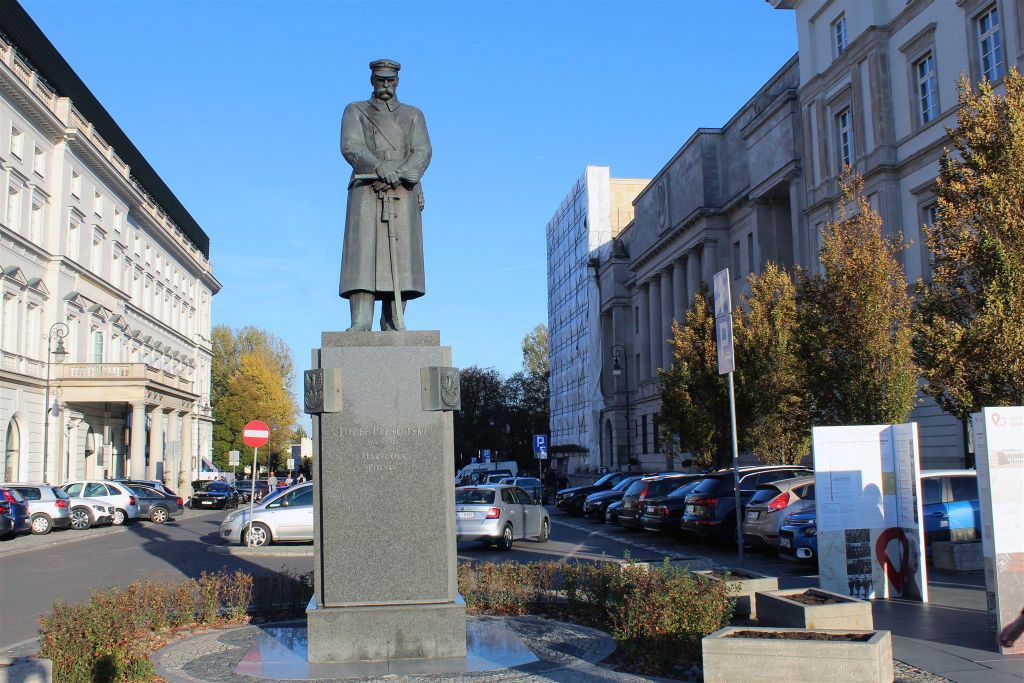 WARSCHAU - het Józef Piłsudski-monument