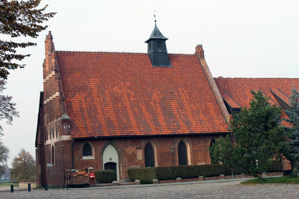 MALBORK - de oude kerk van Sint Laurentius bij het slot Mariënburg