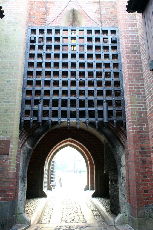 MALBORK - een hek bij het slot Mariënburg