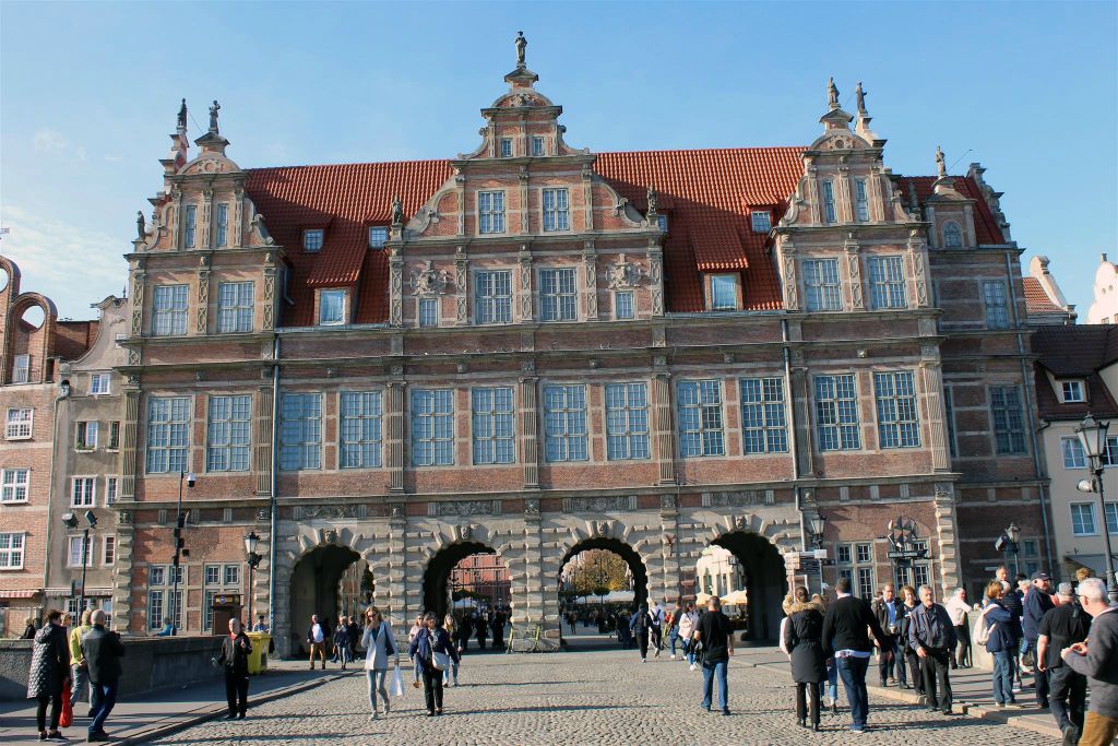 GDAŃSK - de stadspoort genaamd de groene poort uit 1568 in het oude centrum