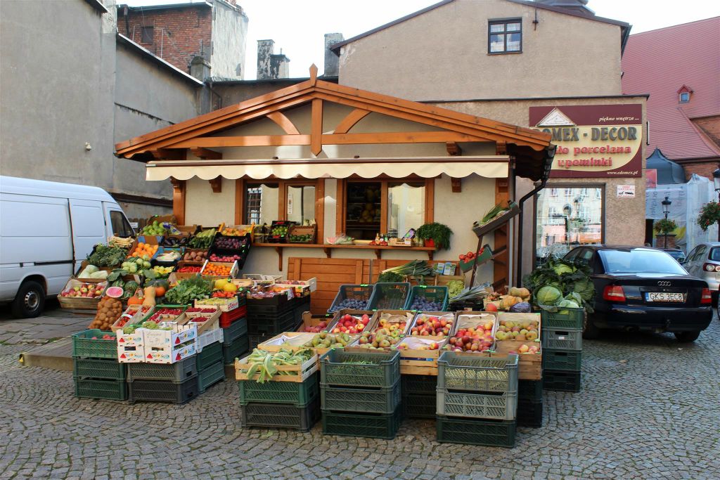 KOŚCIERZYNA - een groenten en fruit winkel