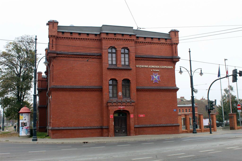 TORUŃ - het militair hoofdkwartier van supplementen
