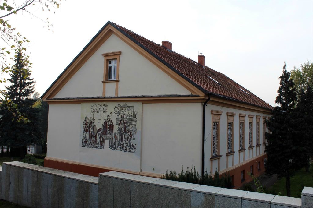 GNIEZNO - het bisschoppelijk paleis