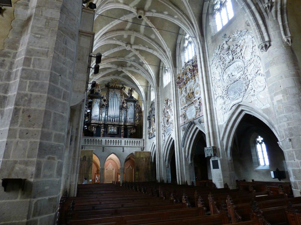 SIBIU - binnen in de Evangelische kathedraal
