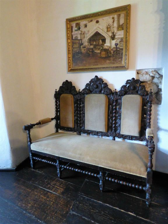 BRAN - binnen in het kasteel Bran, wat in 1897 het onderkomen van graaf Dracula was