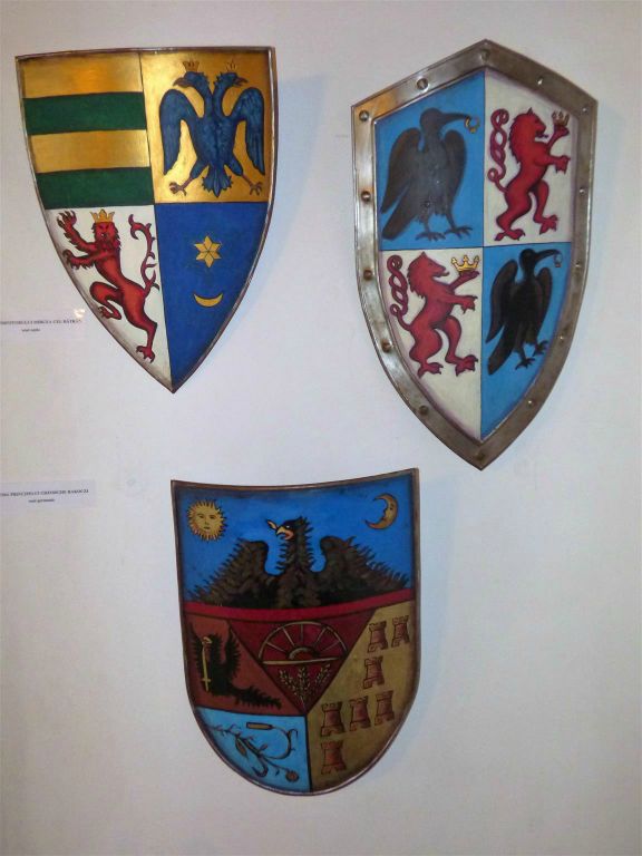 BRAN - binnen in het kasteel Bran, wat in 1897 het onderkomen van graaf Dracula was