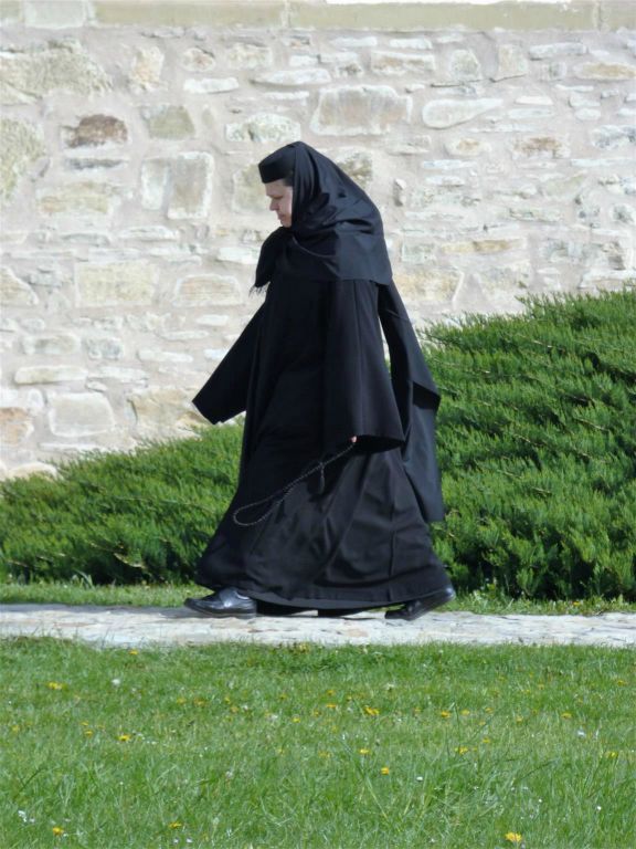 SUCEVITA - een non van het Sucevita klooster uit 1585