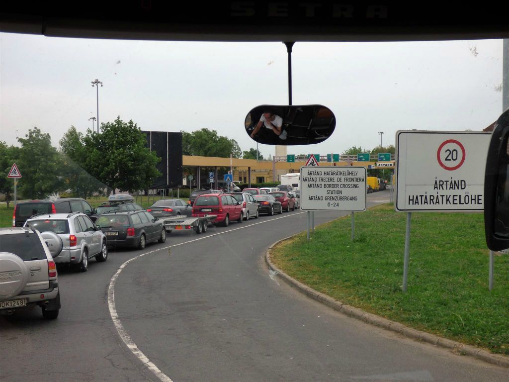 CLUJ NAPOCA -> DEBRECEN (HONGARIJE) - de grensovergang Artand