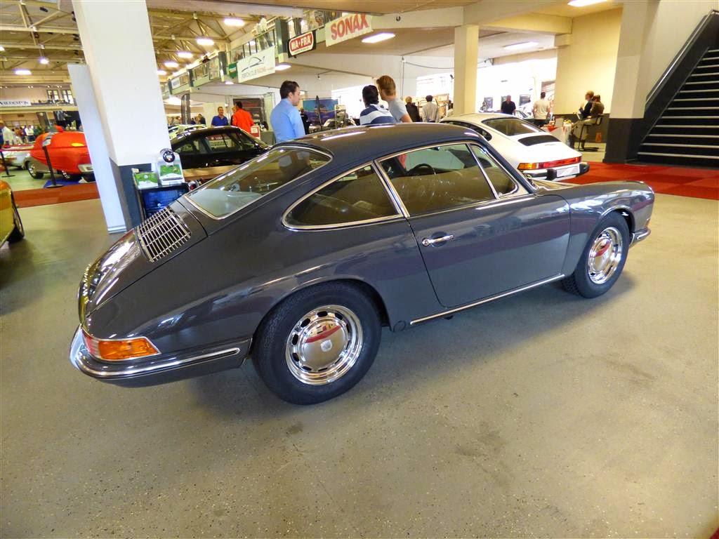 Porsche 911 TARGA