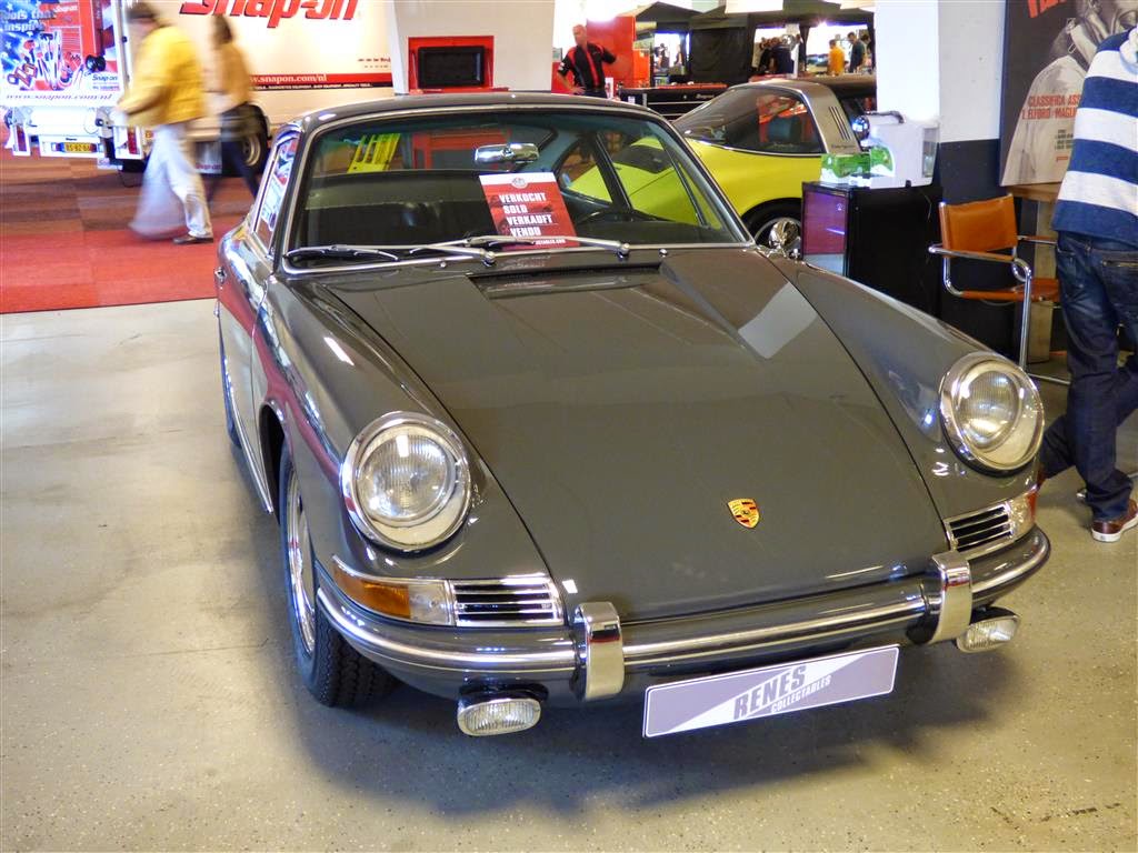 Porsche 911 TARGA