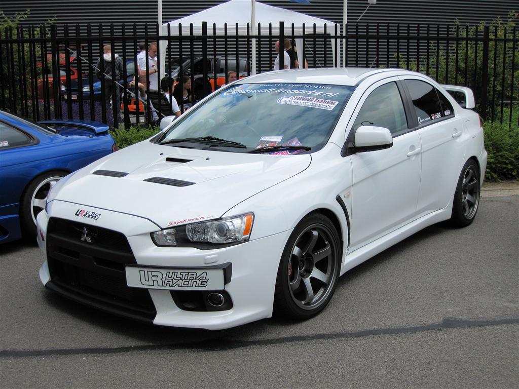 Mitsubishi Lancer Evo X GSR FQ300 - 2008