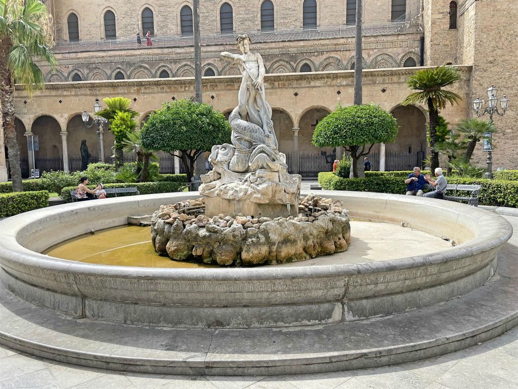 MONREALE - de Triton-fontein