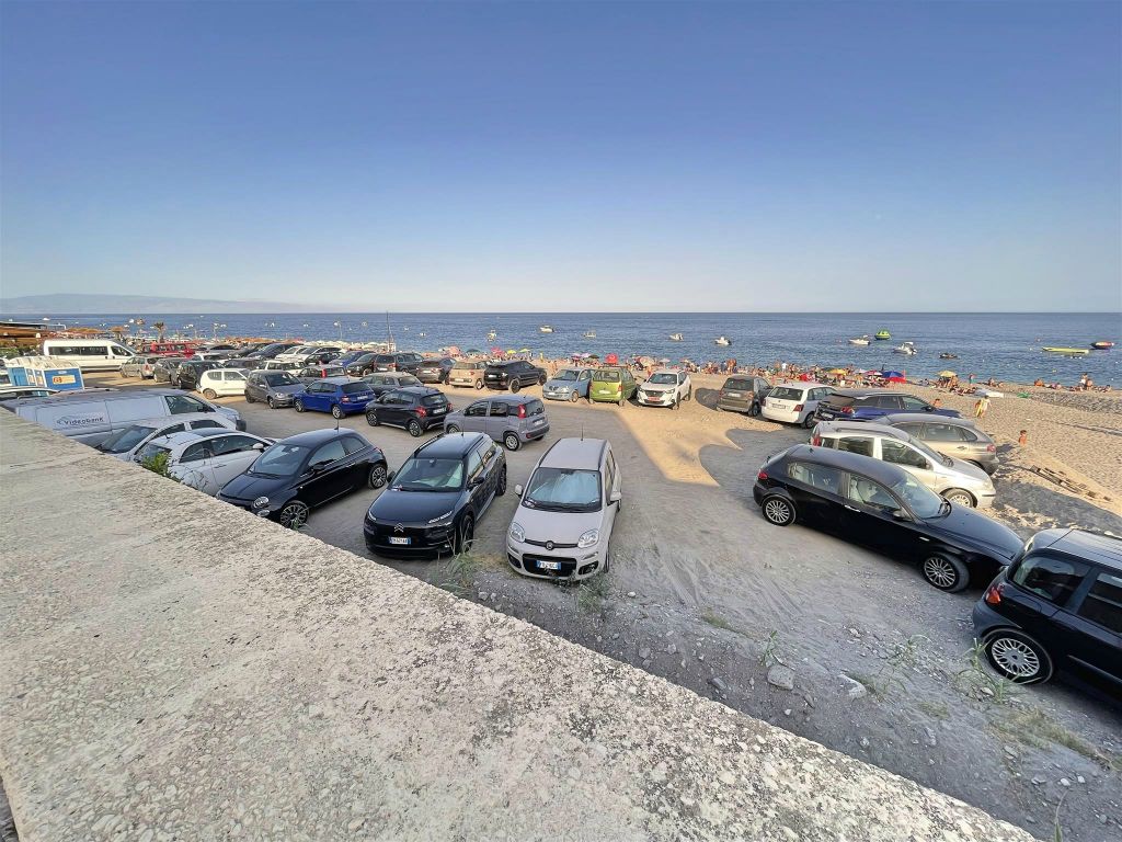 LETOJANNI - een strand