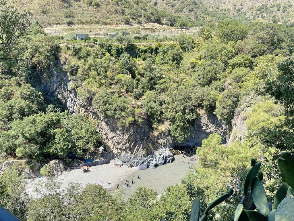 MOTTA CAMASTRA - het Alcantara River Park