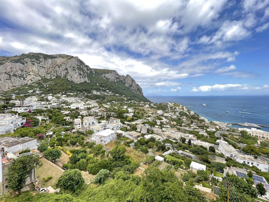 CAPRI - het uitzicht over Capri