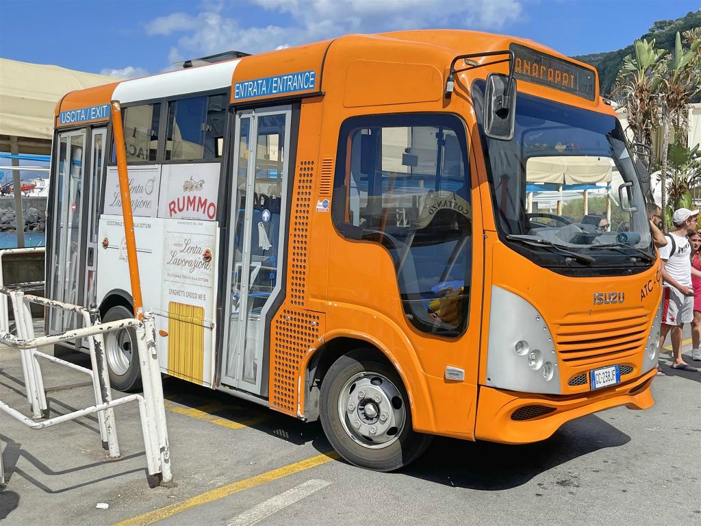 CAPRI - een lokale bus