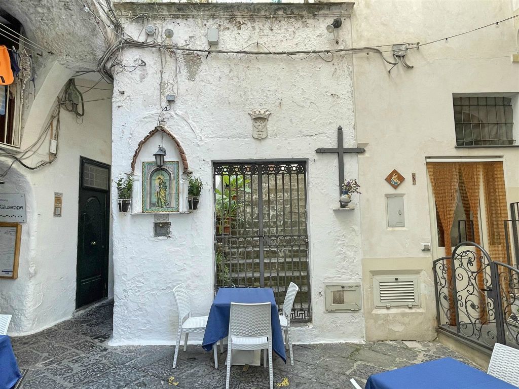 AMALFI - een heilige poort