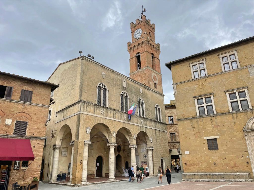 PIENZA - het gemeentehuis
