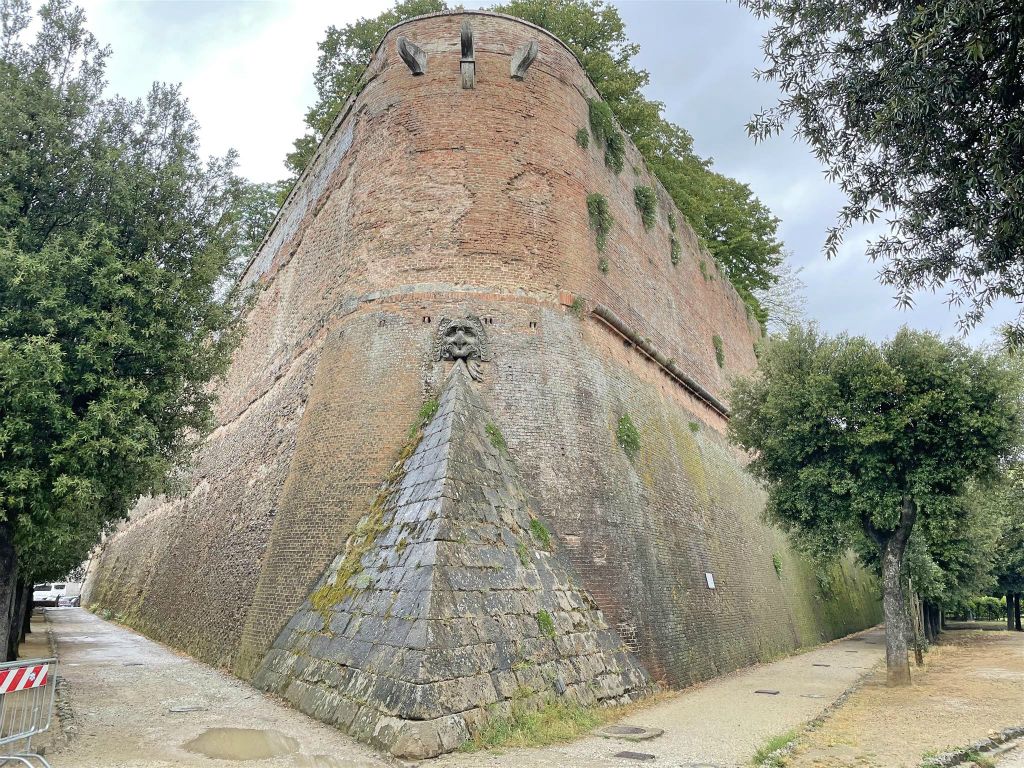 SIENA - het westelijke bastion van het Medici-fort