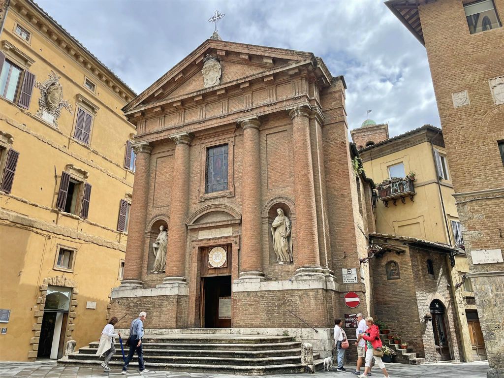 SIENA - de San Cristoforo kerk