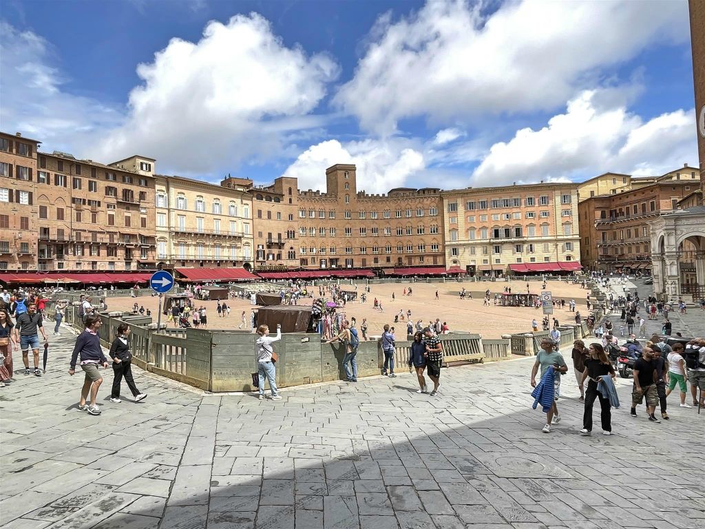 SIENA - de Piazza del Campo