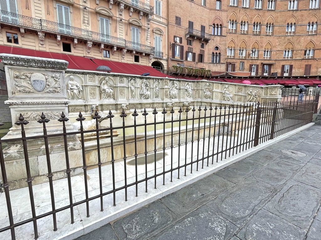 SIENA - de Fonte Gaia