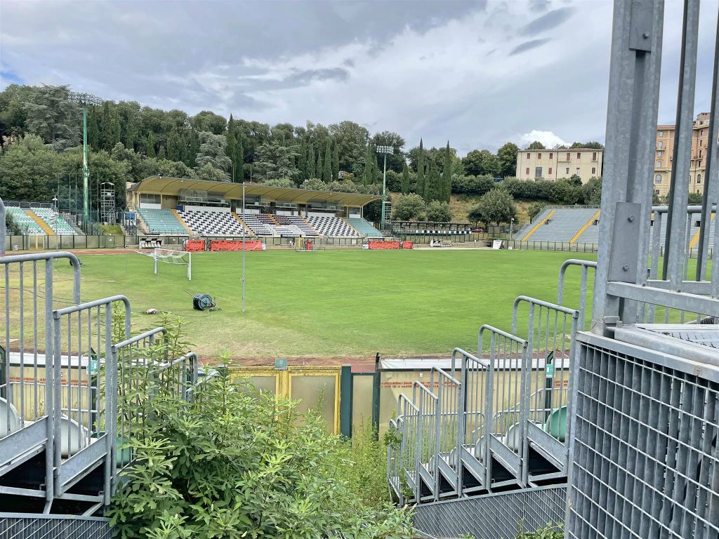 SIENA - het Artemio Franchi-stadion
