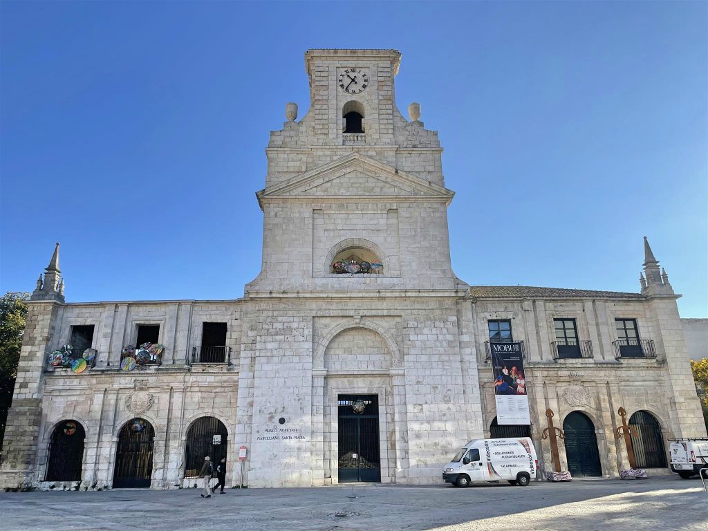 BURGOS - met Marceliano Santa María museum