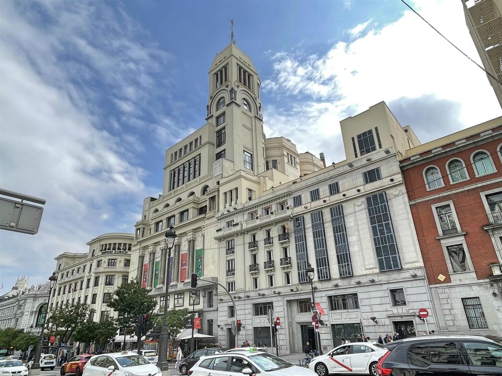 MADRID - een overheidsgebouw