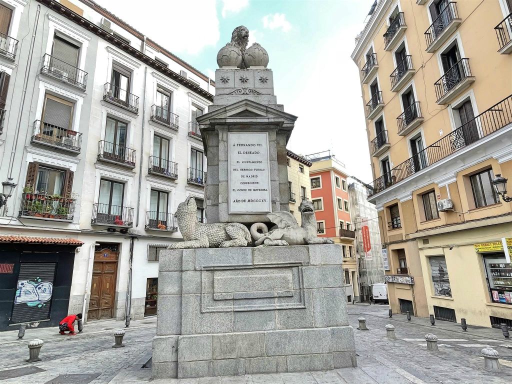 MADRID - het koning Fernando VII monument