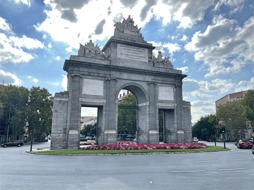 MADRID - de poort van Toledo
 	
Poort van Toledo
