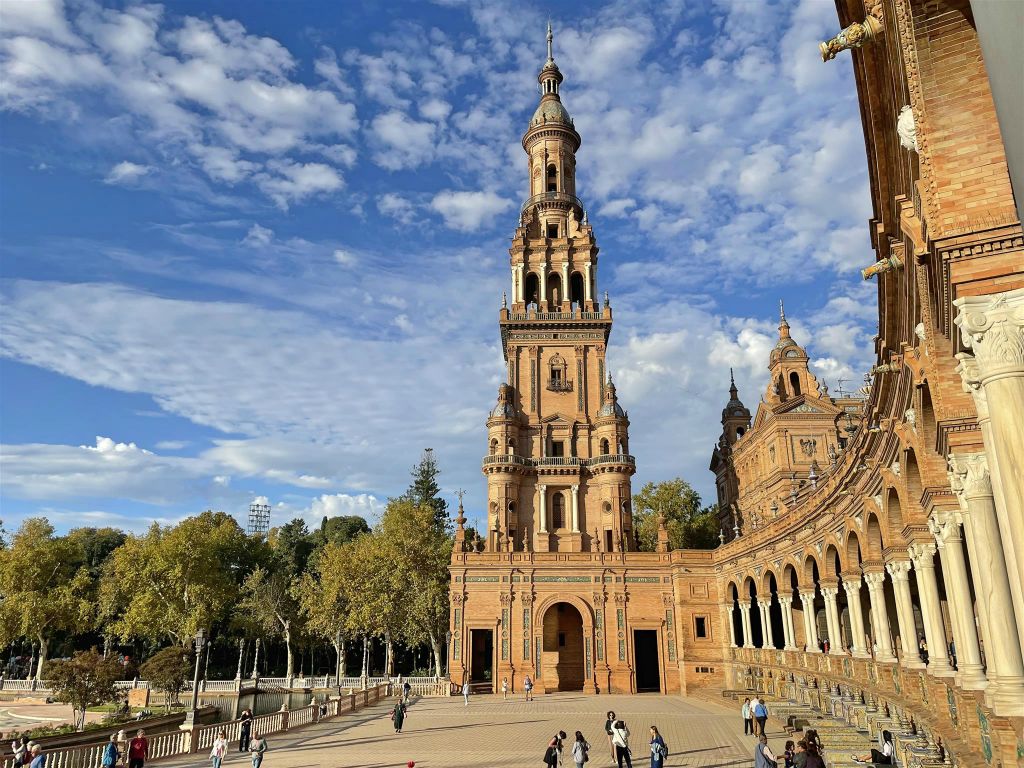 SEVILLA - de Torre Norte bij de Plaza de España