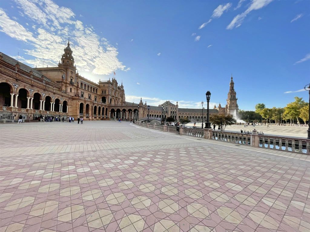 SEVILLA - de Plaza de España