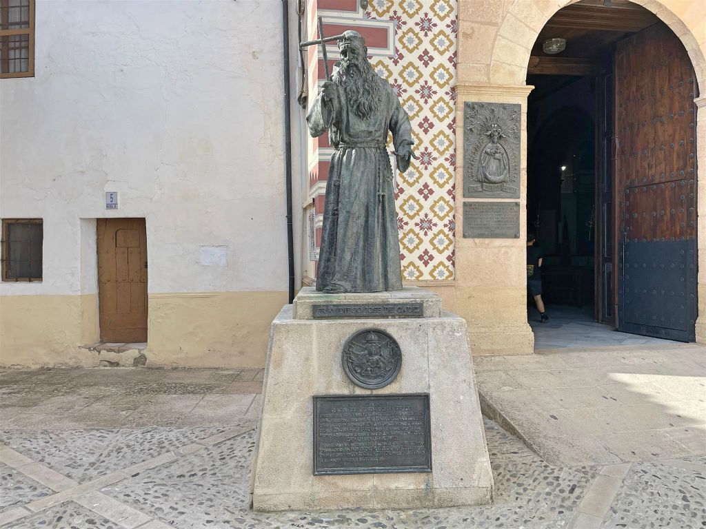 RONDA - een standbeeld ter ere van de monnik Diego José de Cádiz (1743-1801)