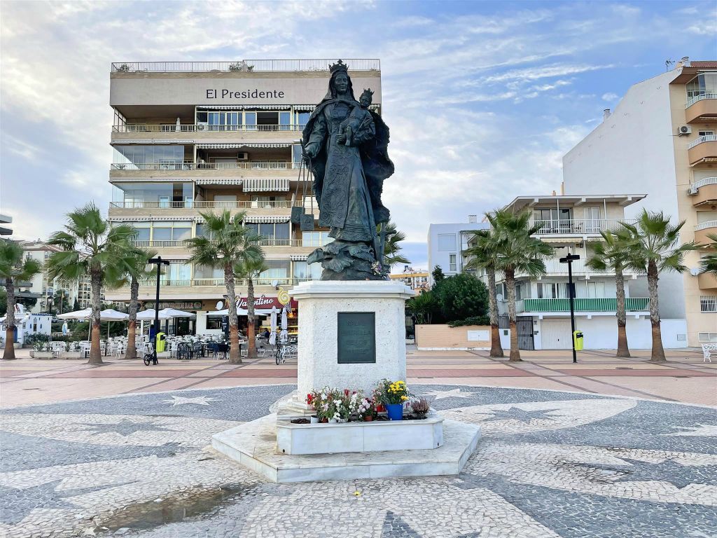 FUENGIROLA - het monument Salve Estrella de Los Mares