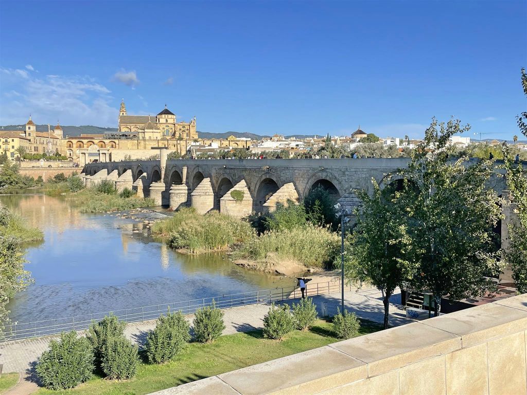 CÓRDOBA - de romeinse brug van Córdoba