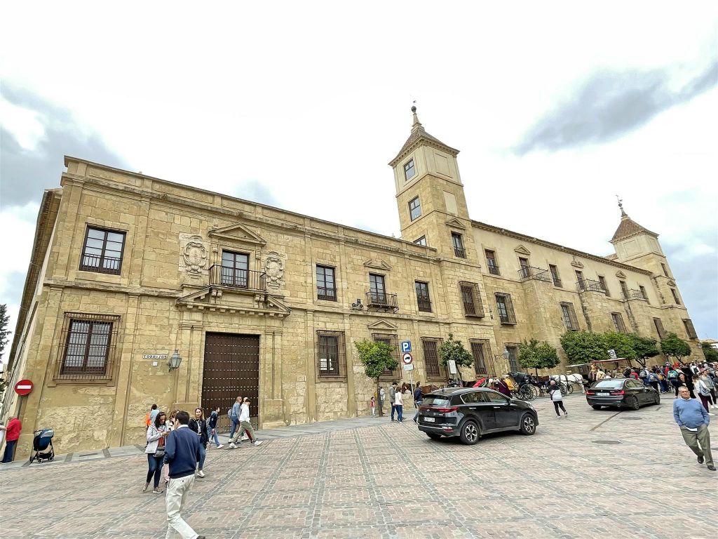 CÓRDOBA - het bisschoppelijk paleis