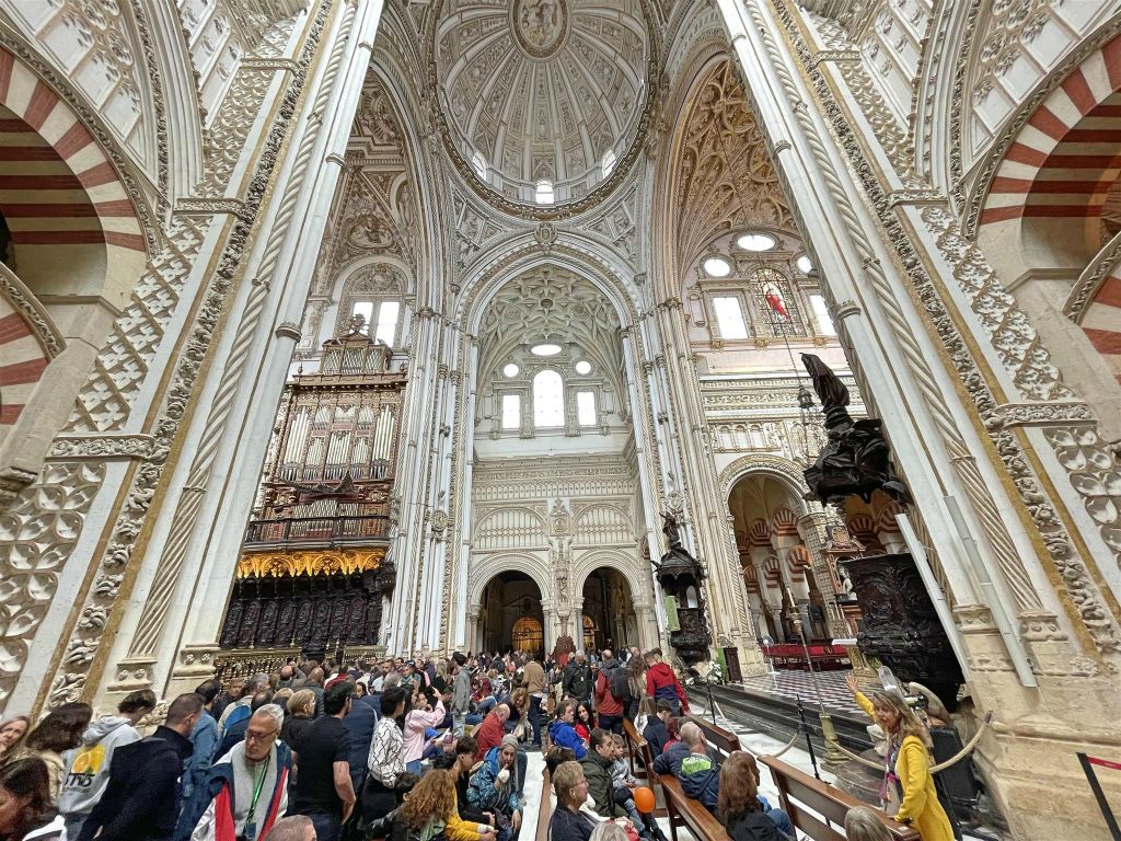 CÓRDOBA - binnen in de Mezquita