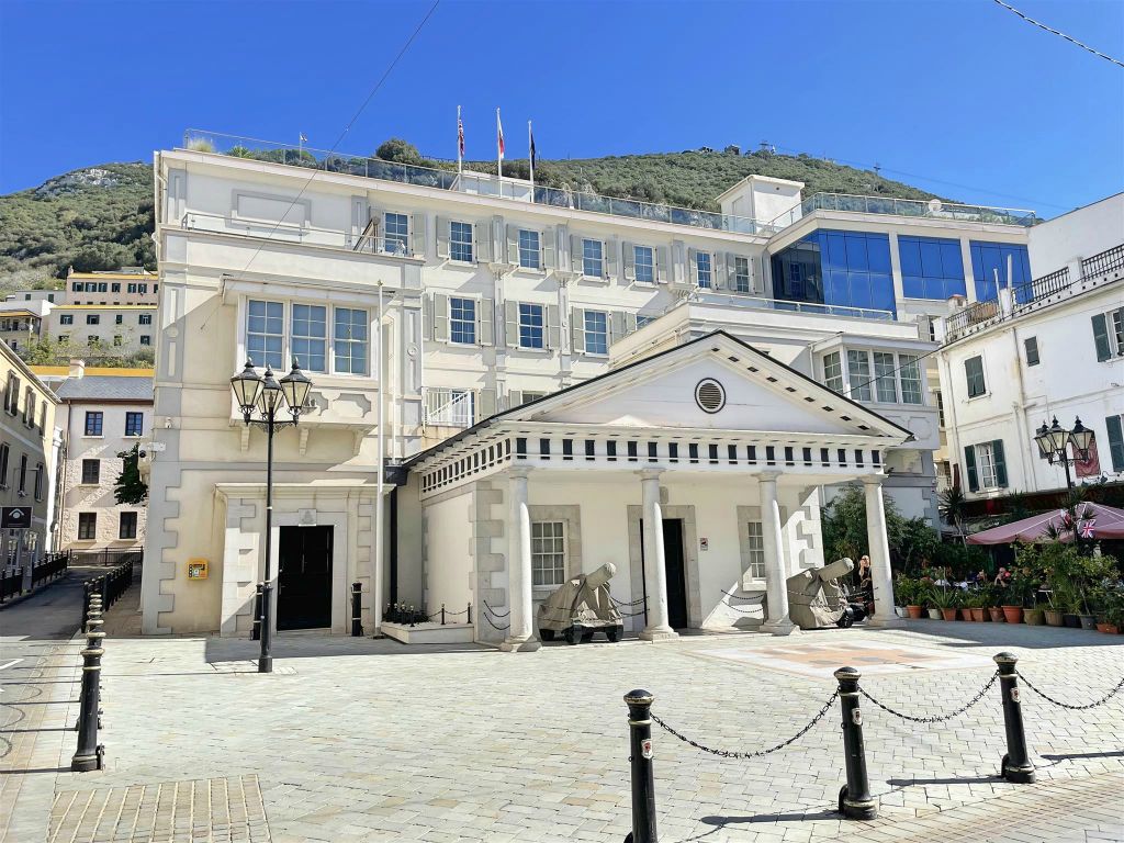 GIBRALTAR - een overheidsgebouw